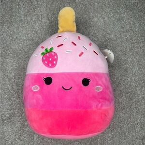 Pam’s Squismallow Cake Pop Plush Toy